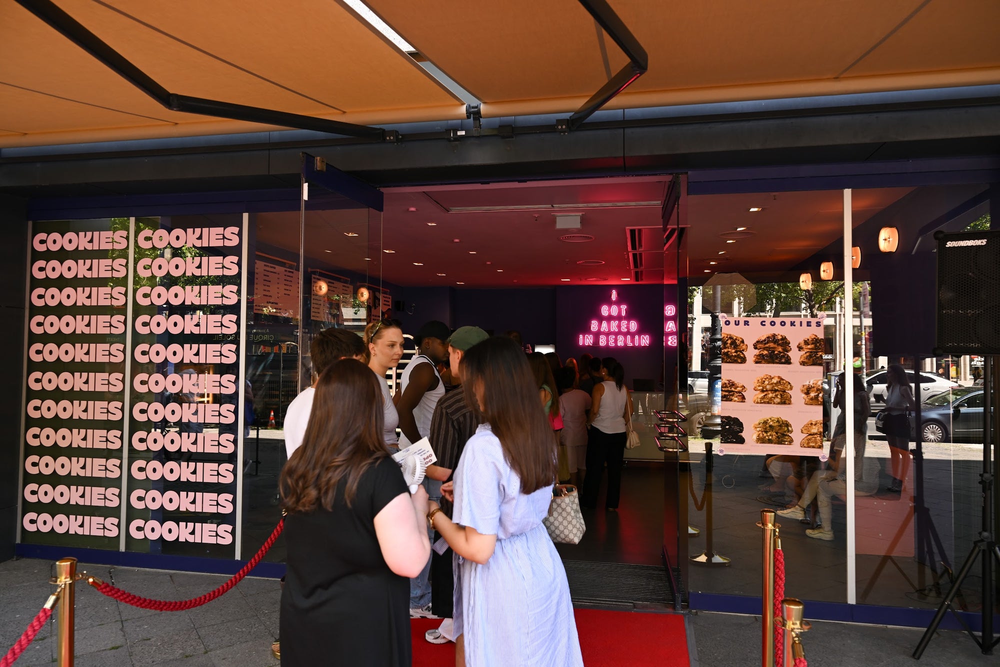OOH Cookies Store